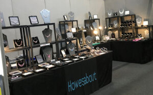Howesabout